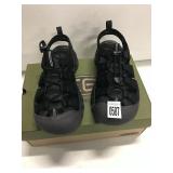 KEEN SANDALS US 7.5