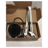 NEEWER CONDENSER MICROPHONE NEEWER CONDENSER MICROPHONE