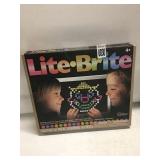 LITE BRITE AGES 4+ LITE BRITE AGES 4+