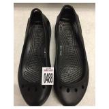 CROC WOMEN SIZE 5 CROC WOMEN SIZE 5