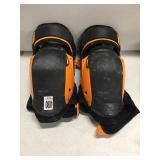 TOUGHBUILT KNEE PADS USED TOUGHBUILT KNEE PADS USED