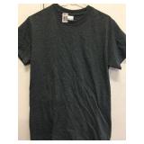 GILDAN TSHIRT SMALL GILDAN TSHIRT SMALL