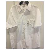 VAN HEUSEN SHORTLEEVE SZ 16.5 VAN HEUSEN SHORTLEEVE SZ 16.5