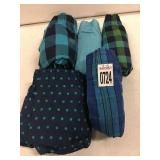 SET OF 5 GILDAN BOXERS LARGE
