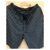 HANES MNS SHORT SZ MEDIUM