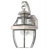 1 LIGHT OUTDOOR WALL LANTERN