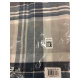 PLAID PATTERN CURTAIN PANEL 42X84"