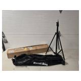 Mountdog Adjustable Tripod Stand