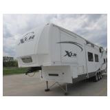 2008 FOREST RIVER XLR 5TH WHEEL
