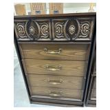 5 Drawer Norbec Dresser 31.5 x 18 x 47 ' Tall
