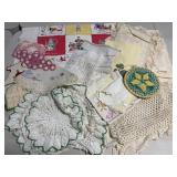 Vintage Tableclothes, Doilies, Napkins