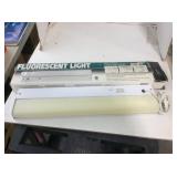 18 In. Fluorescent Light Fixture