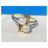 10 kt Gold Pearl Ring Size 5 1/2