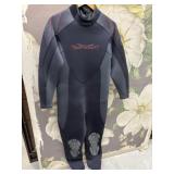 Akona Wetsuit Size XL