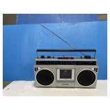 Sanyo Portable Cassette Radio