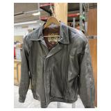 Menï¿½s Dark Green Leather Jacket Size M -  Shows