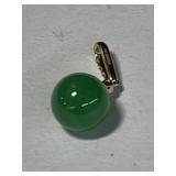 14 kt Gold Green Jade Coloured Ball & Diamond