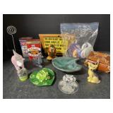 Collectibles - Pin Back Buttons, Figurines,