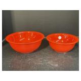 2 Pyrex Nesting Mixing Bowls - Red with Glass