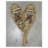 Vintage Snowshoes, 33 '