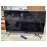 Hisense 32 ' TV with Remote