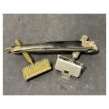 3 Razors - Straight Pope Razor (broken horn side )