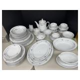 Noritake Glencoe Dish Set -