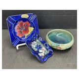 3 Small Pcs Moorcroft - Hibiscus Pattern Ashtray,