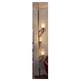 Vintage 3 light pole lamp