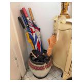 Large pot 13" & umbrellas