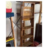 6’ wood step ladder, shop vac