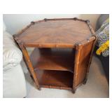 Pair of  side tables 25' x 23' x 25'