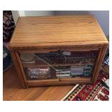 Tv stand excluding contents 28.5x16.5x22.5