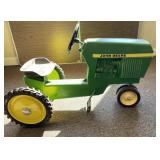 John Deere Pedal Tractor - Model 520
