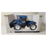 New Holland T9069 Tractor, NIB, Ertl, 2008