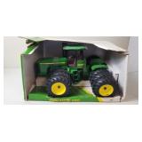 John Deere 9200 Tractor, NIB, Ertl, 1999