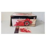 Ih Farmall 560 with 2-MH, NIB, Ertl, 2001