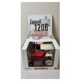 IH Farmall 1206, NIB, Ertl, 2002