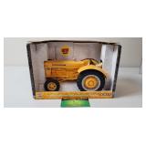 Case International 660, NIB, Ertl, 2002