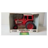 International 1468 Tractor, NIB, Ertl, 1993