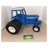 Ford 9700 Series Tractor w Duals