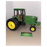 John Deere 7800 Series With Sound Guard