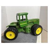 John Deere Articulating Tractor