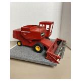 Massey Ferguson 760 Combine