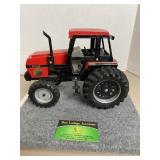 Case IH 3294 Tractor, 1985, ERTL