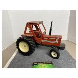 Hesston 100-90 Tractor