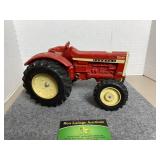 Scale Model Farm Toy 1206 Tractor