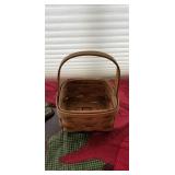 Longaberger Basket, 1985