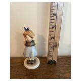 Goebel Figurine-Two Hands, One Treat