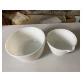Hamilton Beach Pyrex Mixing Bowls